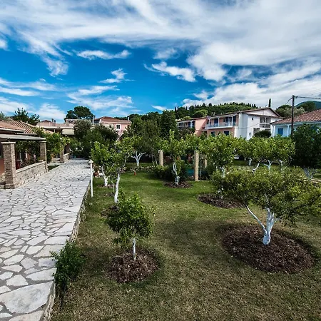 Lemon Garden Апарт-отель